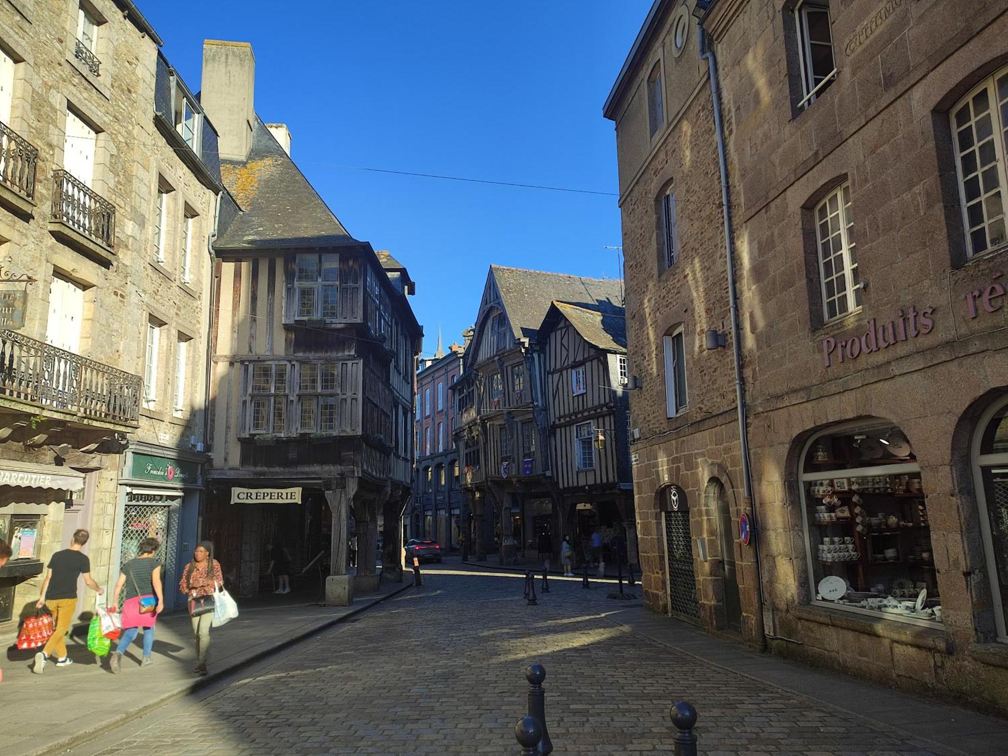 Gite Des Mezieres Brusvily Exterior foto